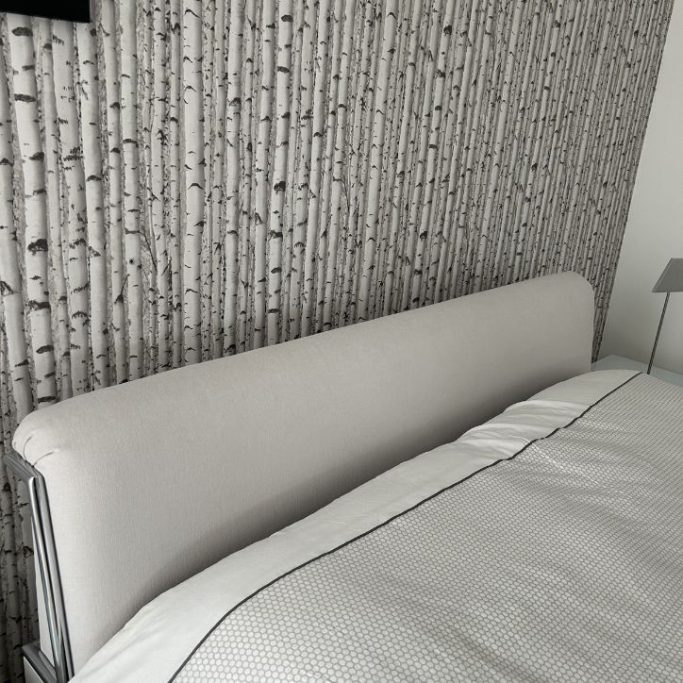 Réfection tissu tête de lit couleur perle Metz